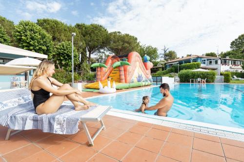 Villa Pentalocale con Piscina e spiaggia incluse Taunus Vacanze Villa Girasoli