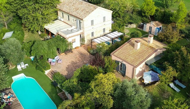 Villa Retreat in the Marche Hills