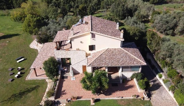 Villa with fountain in Maremma