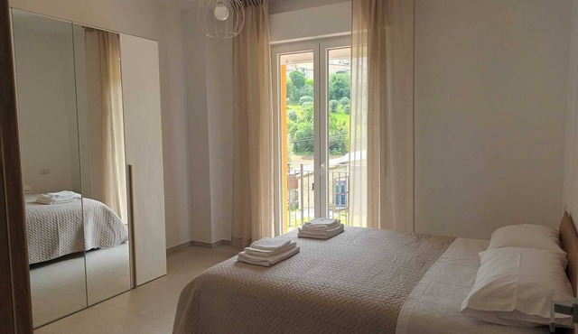 Wide apartment on the hills 5 minutes far from the sea the city and the old town