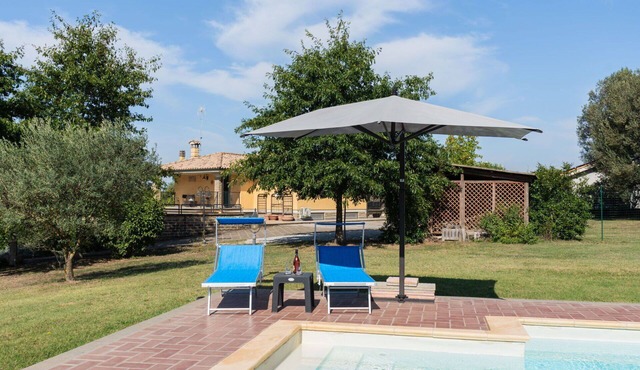 Wonderful private villa for 6 guests with private pool, A/C, WIFI, TV, patio and pets allowed