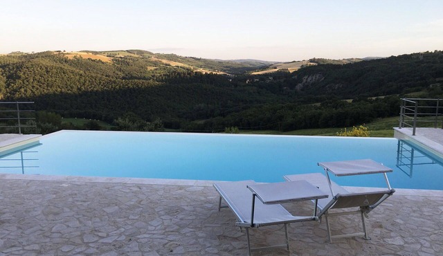 Wonderful private villa for 8 people with WIFI, private pool, TV and panoramic view