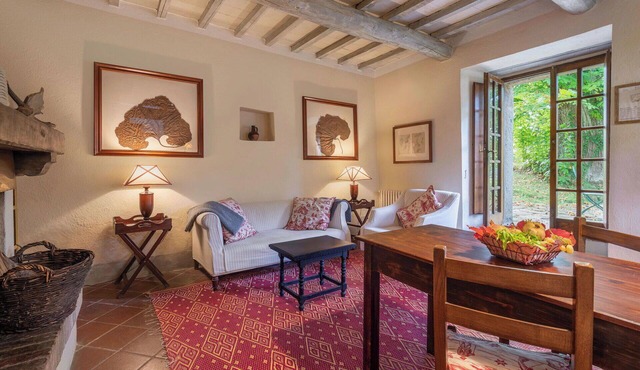 Wonderful private villa for 2 people with pool, WIFI, TV, balcony and panoramic view