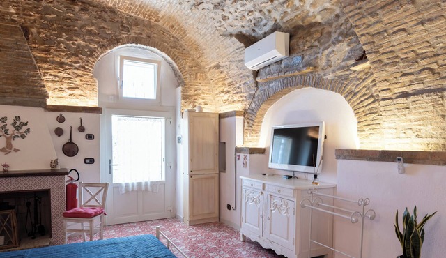 Wonderful studio apartment in quiet area but a few kilometers from Matera.