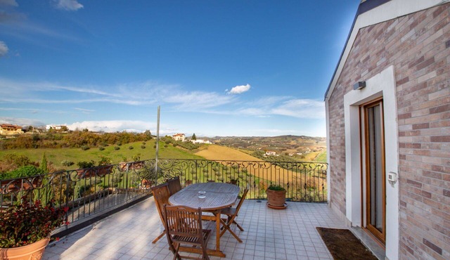 Wonderful villa for 6 people with WIFI, A/C and terrace
