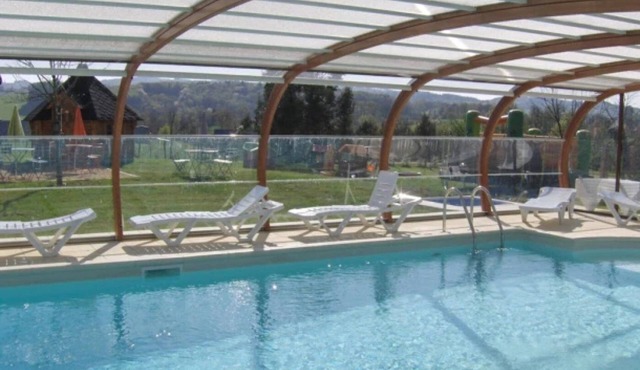 ZEcamping 3 étoiles piscine couverte dog friendly sauna locatif BBQ 18m2