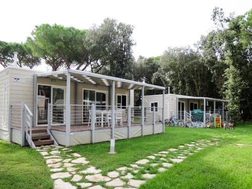 Locazione Turistica Camping Village Baia Domizia 