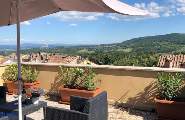 Two Bedroom Apartment in Montepulciano