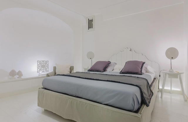 White Apartments ...
