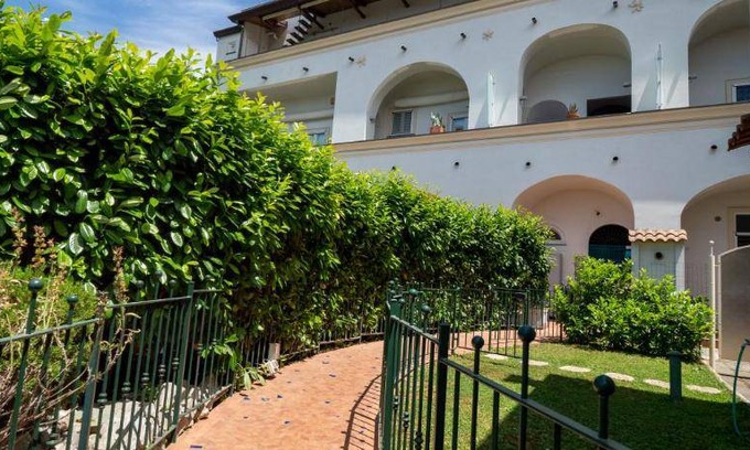 Meta Apartment | 100 m² Apartment ∙ 2 bedrooms ∙ 6 guests
