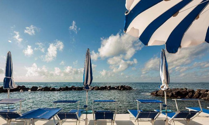 Ischia Porto Apartment | 100 m² Serviced apartment ∙ 3 bedrooms ∙ 8 guests