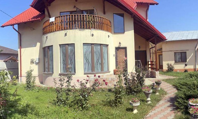 Cocani Crevedia House | 19 m² Farmhouse ∙ 3 guests