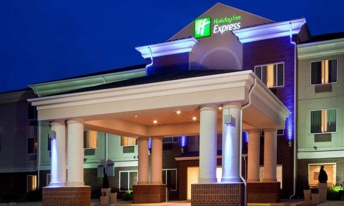Vermillion Hotel | 30 m² Hotel ∙ 127 guests