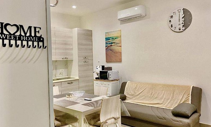 Frattaminore Apartment | 60 m² Apartment ∙ 1 bedroom ∙ 3 guests
