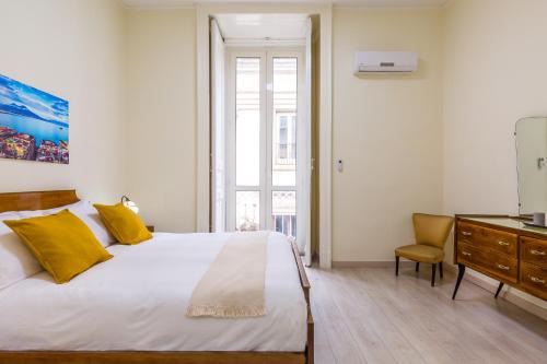 Historical Center Apartment | A pochi passi da Piazza del Gesù by Wonderful Italy
