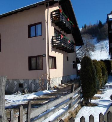 Bran Apartment | Apartament Laura