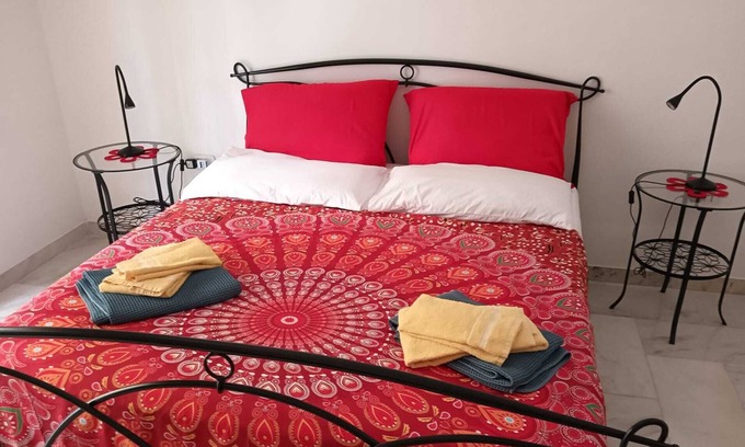 Portici Apartment | appartamento 7 letti in centro pet friendly a 3 minuti dalla circumvesuviana