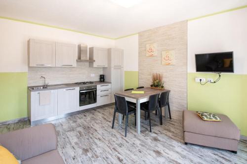 Torri del Benaco Apartment | APPARTAMENTO K