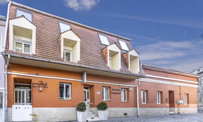 Old Town Hostel | Hostel ∙ 10 guests