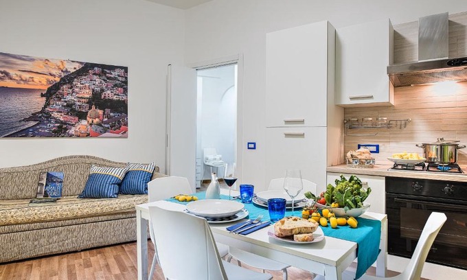 Sorrento Historic Centre Apartment | Loving Times Apartment