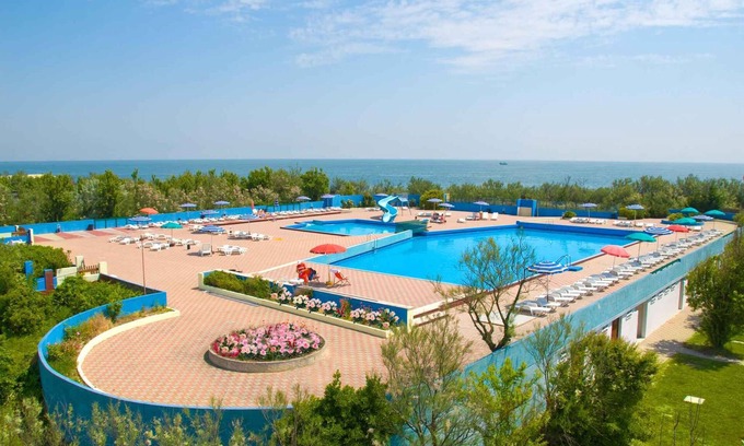 Rosapineta House | Mobilehome with air conditioning, terrace and pool