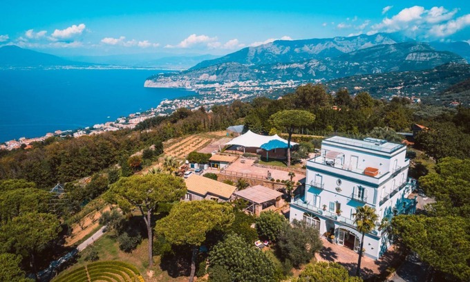 Sant'Agata sui Due Golfi Villa | MyExclusiveItaly - Elegant Sorrento Coast Villa with Pool&TennisCourt