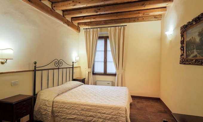 San Benedetto di Lugana Apartment | Nice apartment for 5 guests with A/C, pool, WIFI, TV and terrace