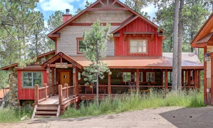 Deadwood Cabin | Ore Car Lodge