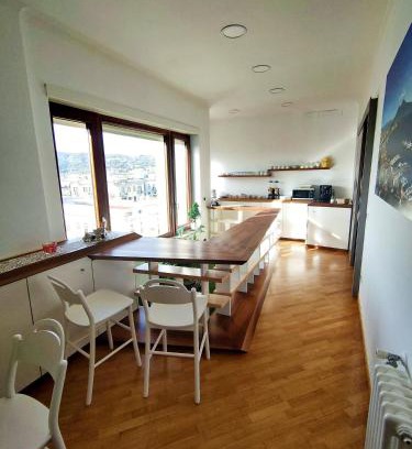 Vomero Bed & Breakfast | Rosso di sera