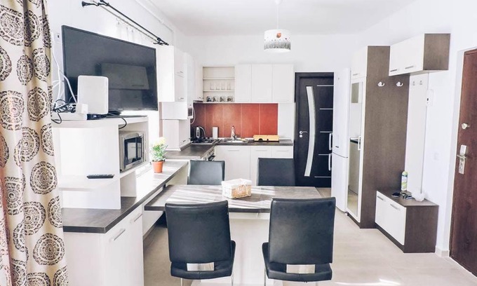 Cluj-Napoca Apartment | Sunrise Floor