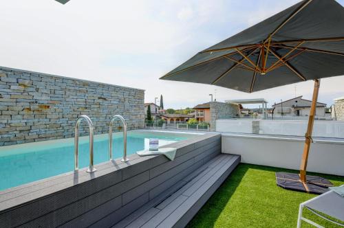 Peschiera del Garda Ski Chalet | Villette Dolci Luxury Homes