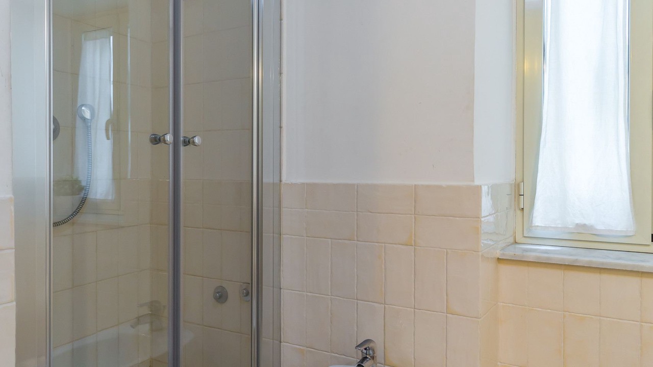 Photo of Bathroom in Naples City Centre