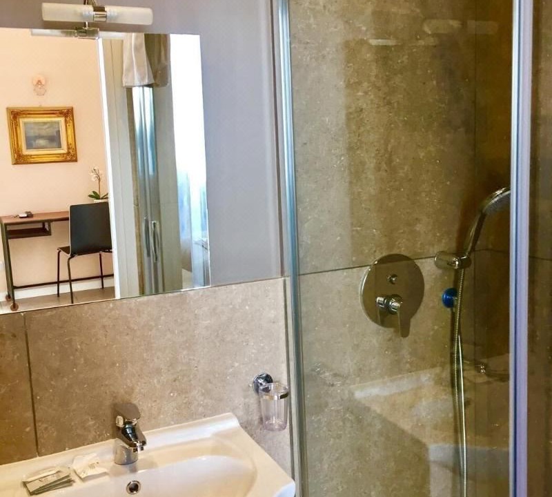 Photo of Bathroom in Chiaia