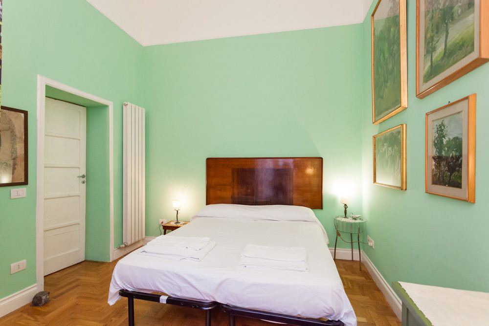 Photo of Bedroom in Naples City Centre