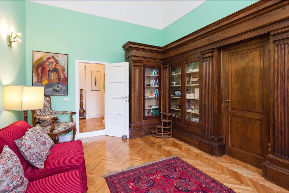 Photo of Livingroom in Naples City Centre