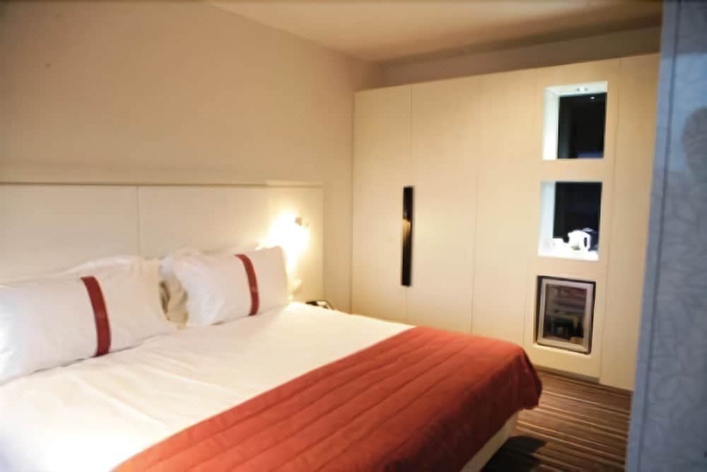 Photo of Bedroom in Nola