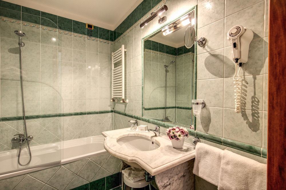 Photo of Bathroom in Rione XVIII Castro Pretorio