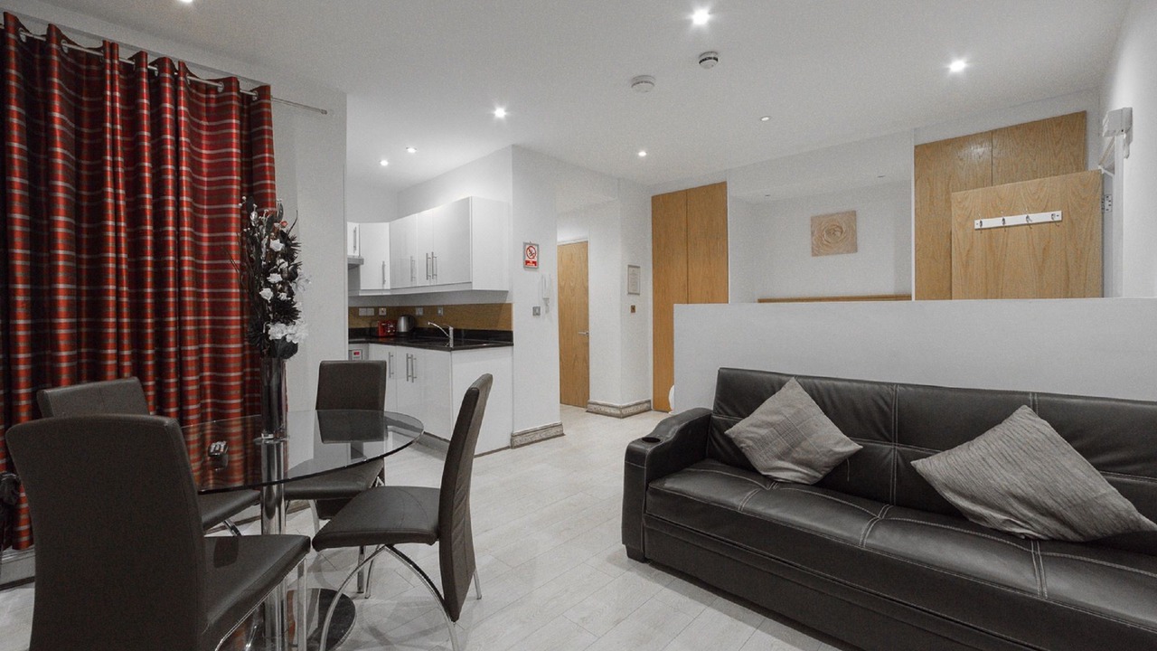 Photo of Livingroom in Lancaster Gate
