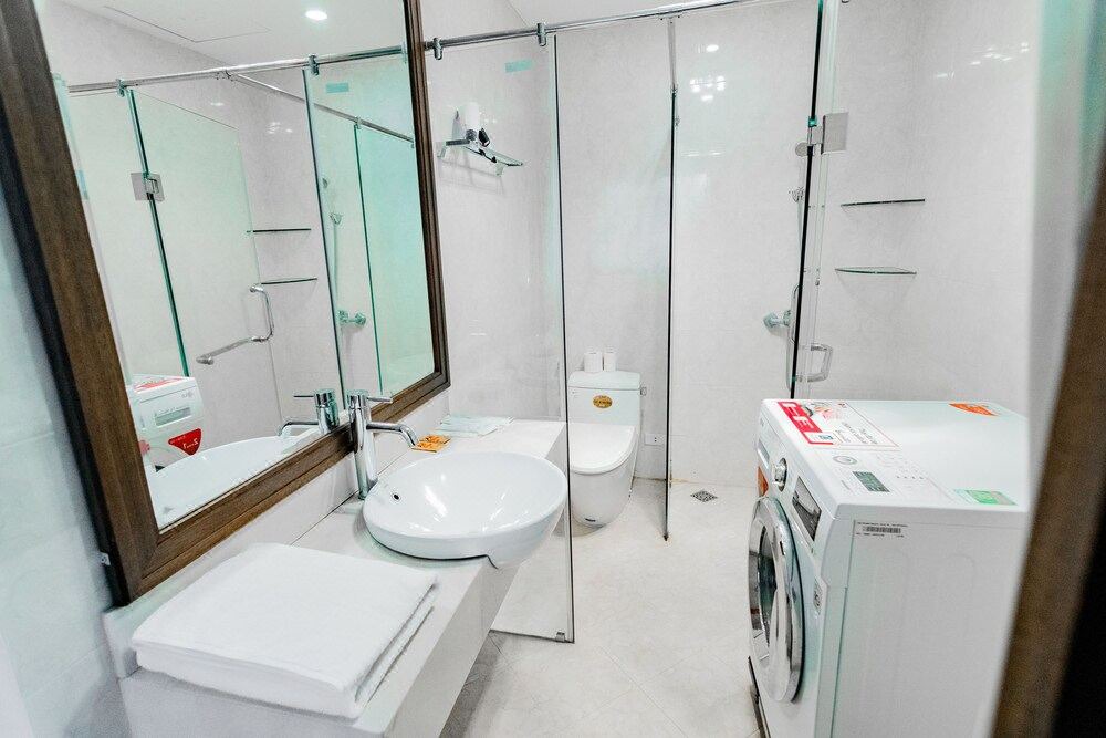 Photo of Bathroom in Dich Vong Hau
