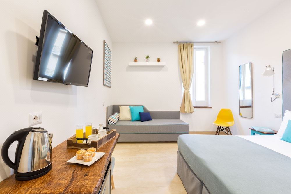 Photo of Livingroom in Sorrento City Centre
