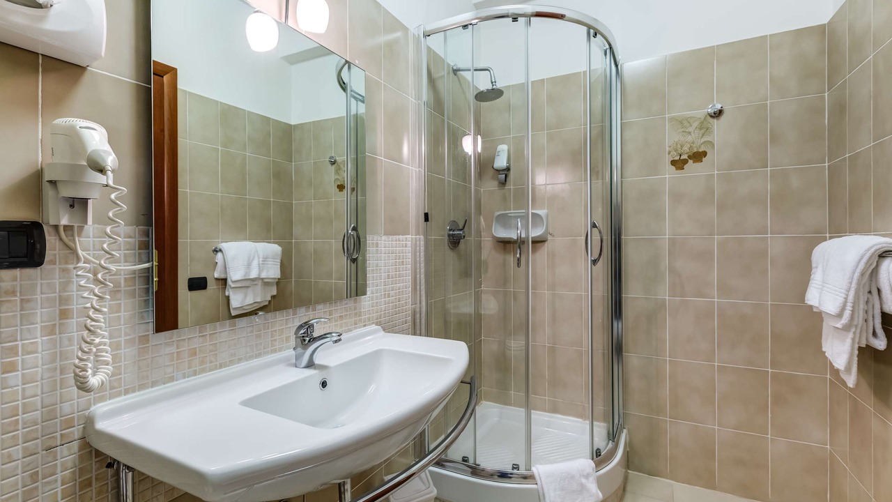 Photo of Bathroom in Cassino
