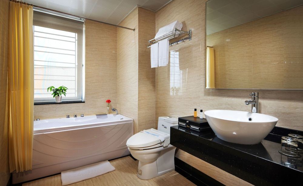 Photo of Bathroom in Dich Vong Hau
