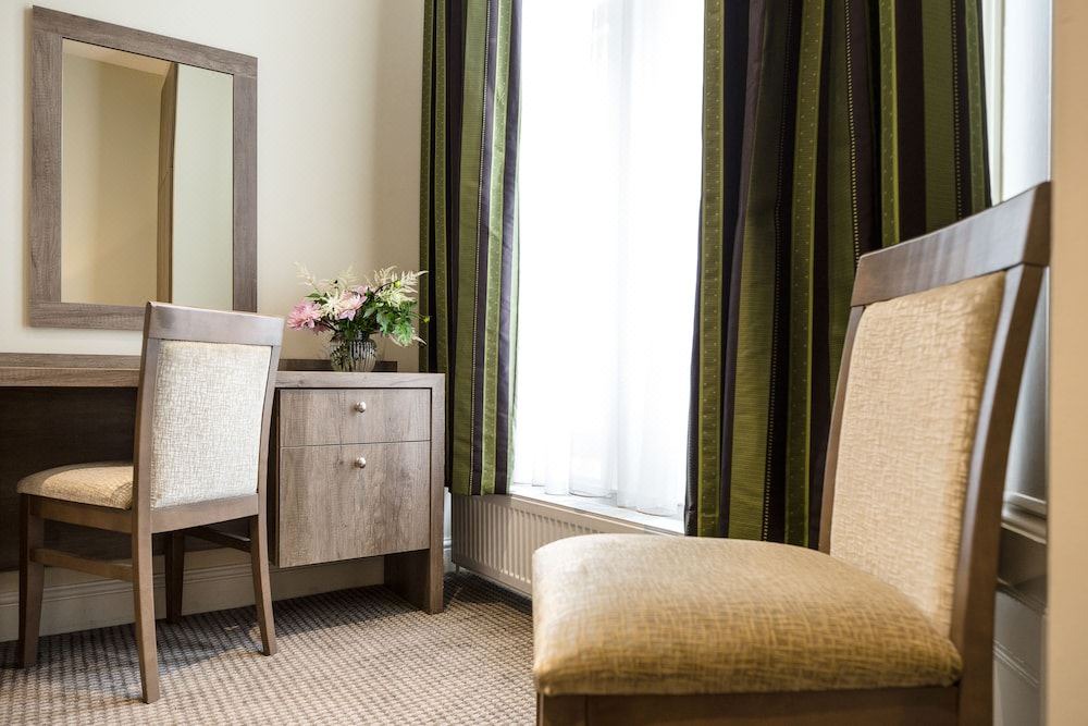 Photo of Bedroom in Lancaster Gate