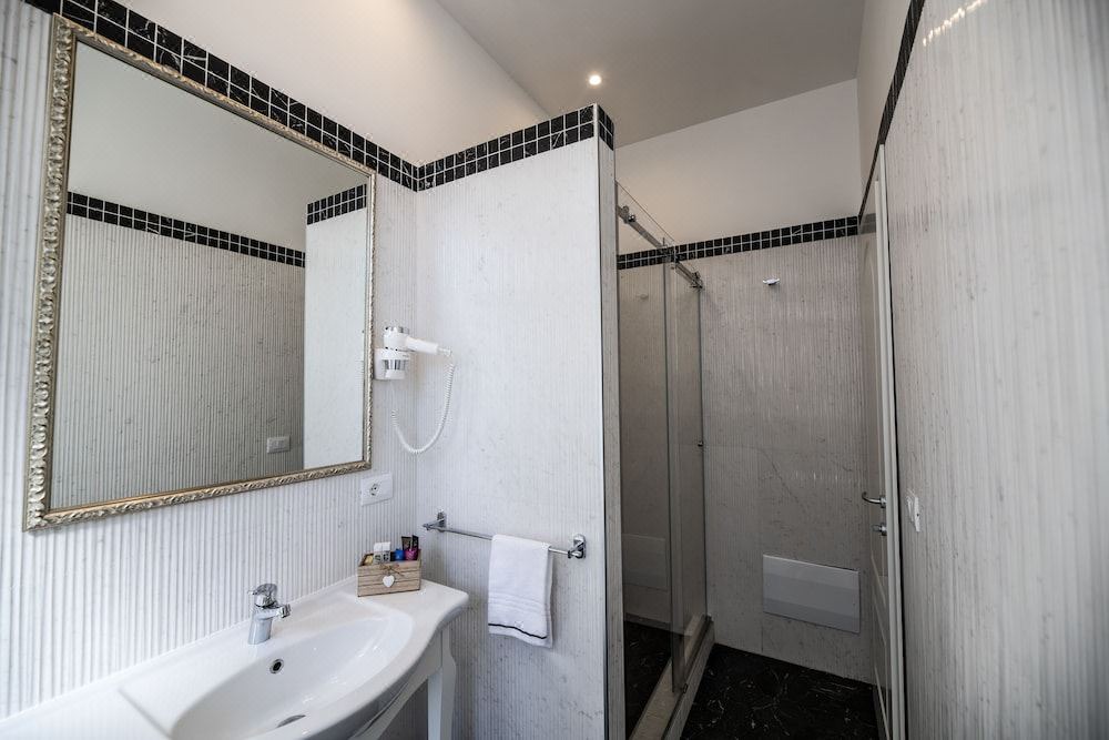 Photo of Bathroom in Rione Sanita