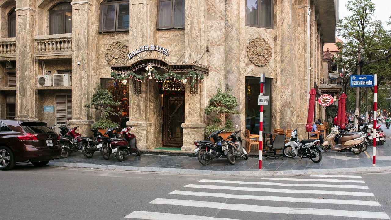 Photo of Buildings in Hai Ba Trung