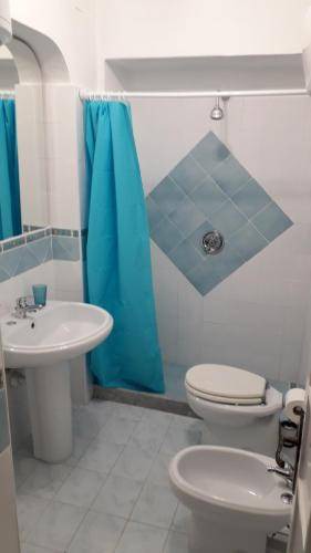Photo of Bathroom in Forio