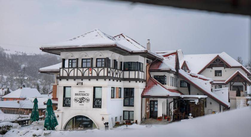 Photo of Buildings in Bran