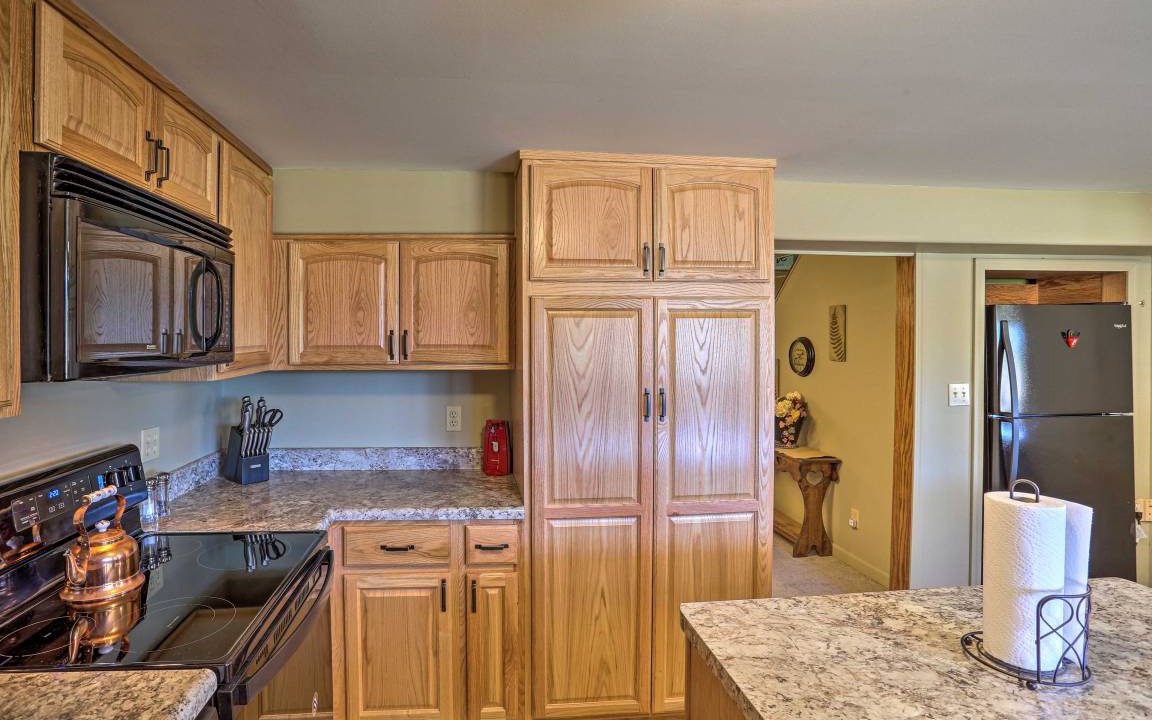 Photo of Kitchen in Hill City