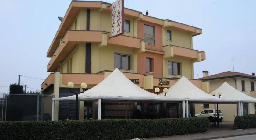 Photo of Buildings in Tribano