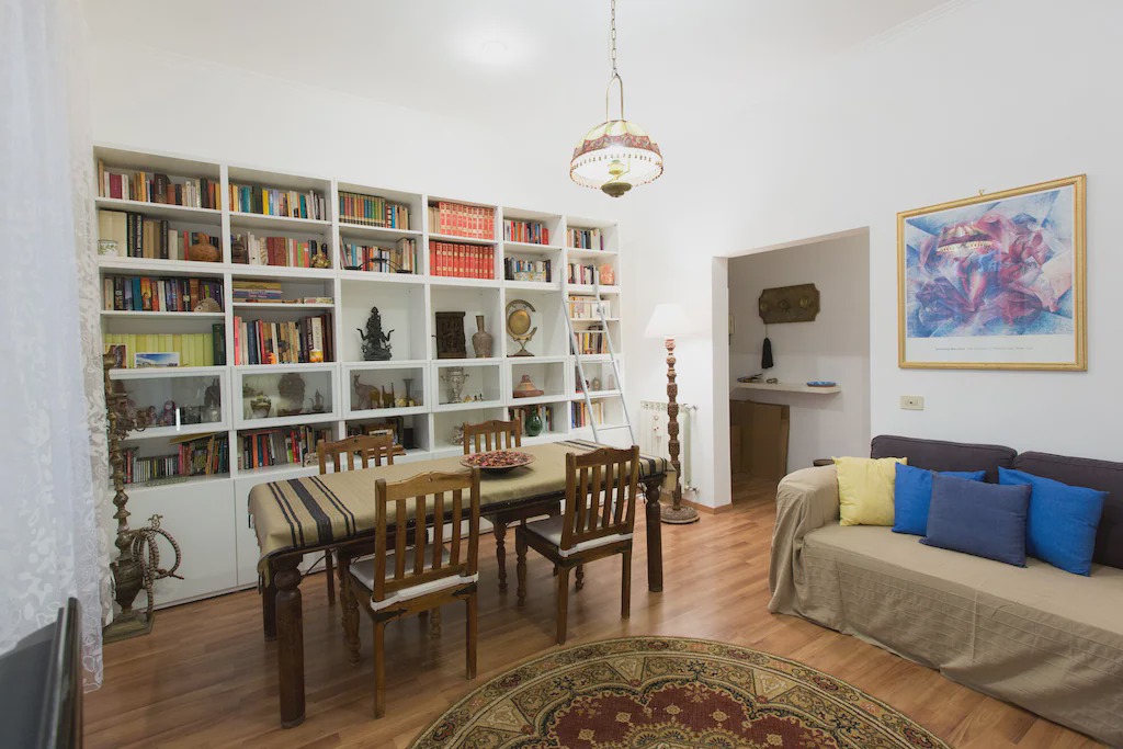 Photo of Livingroom in Esquilino